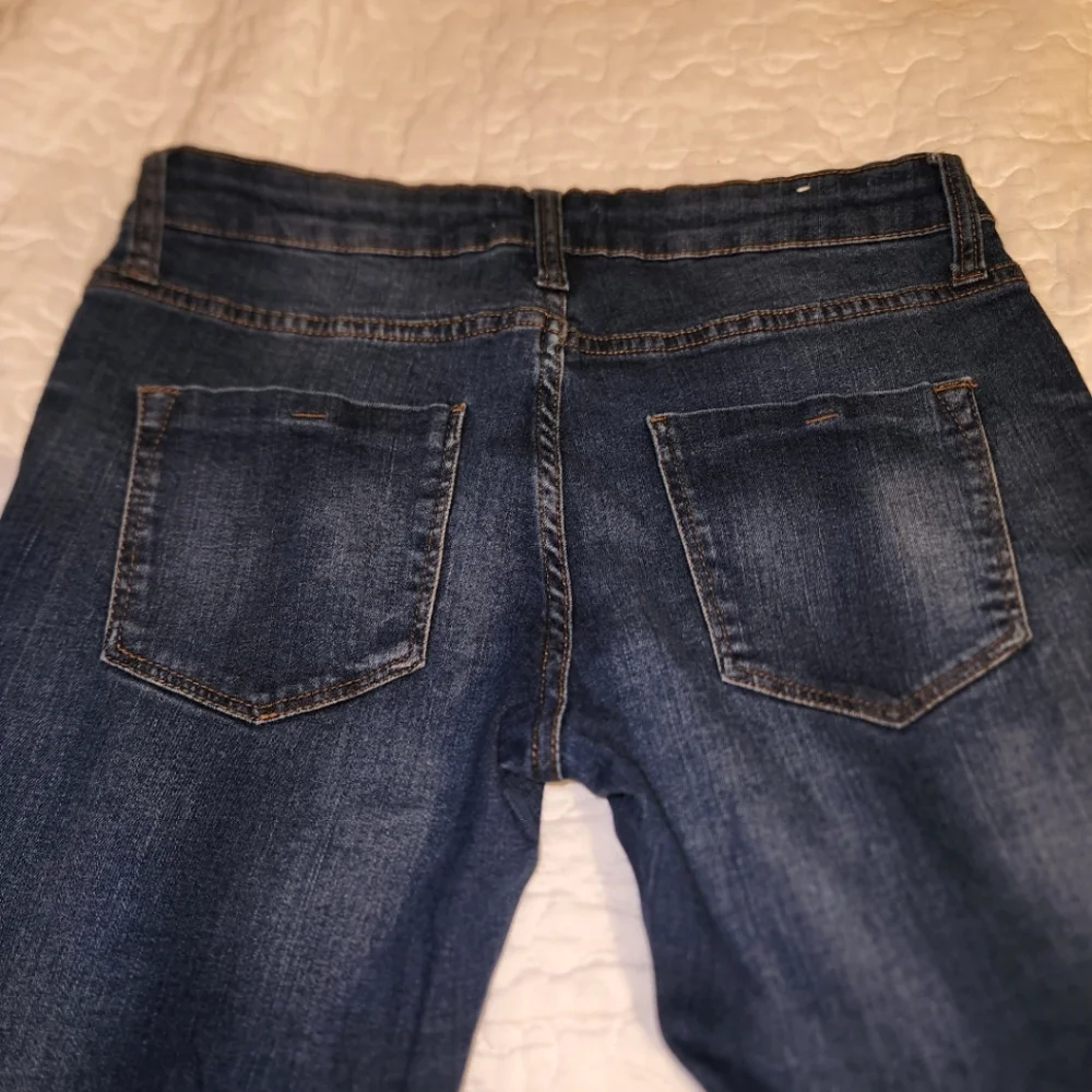 High Rise Skinny Jeans - Picture 3 of 4
